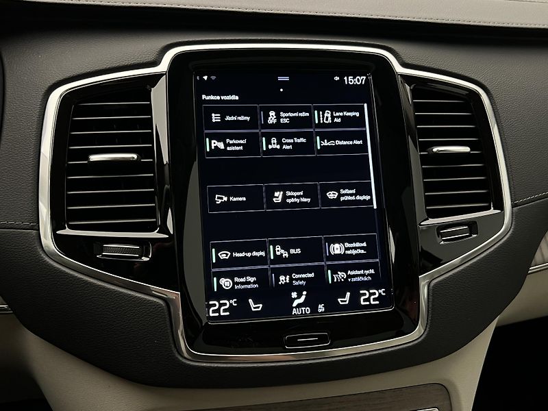 Volvo XC90 B5 AWD INSCRIPTION REZERVACE - fotka 34 z 44