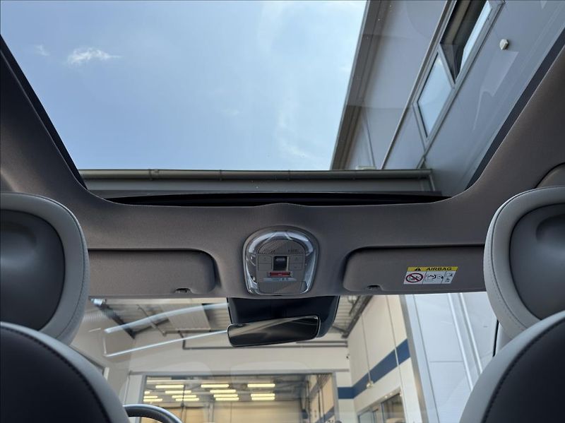 Hyundai Ioniq 6 Power 77kWh 4x4  Premium PNRM - fotka 20 z 25