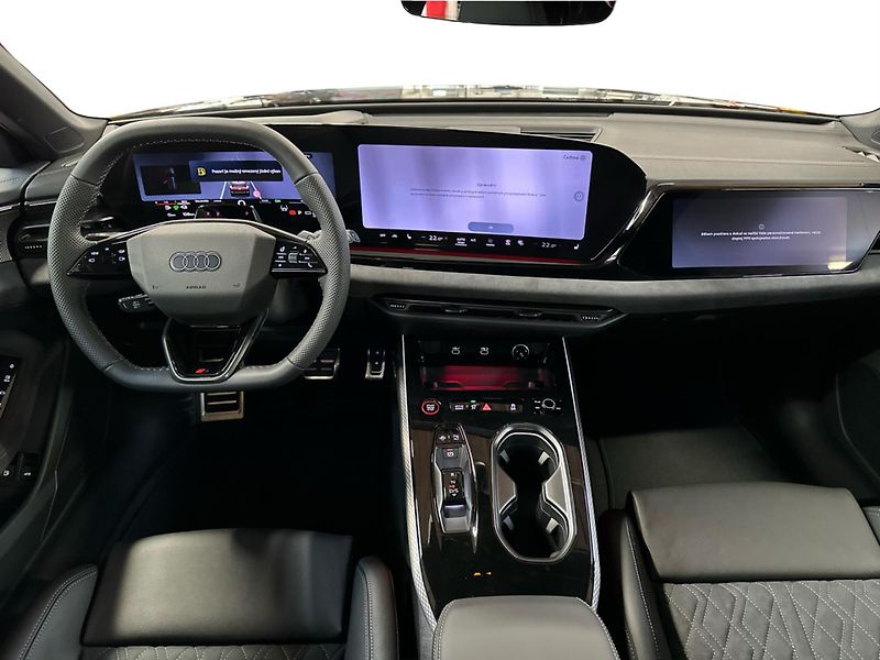 Audi A6 (2026) Avant e-hybrid quattro 220kW - fotka 10 z 25