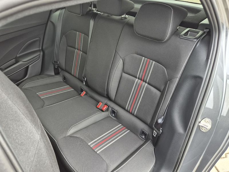 Škoda Fabia Monte Carlo 1.0 TSI 85 Kw - fotka 18 z 34