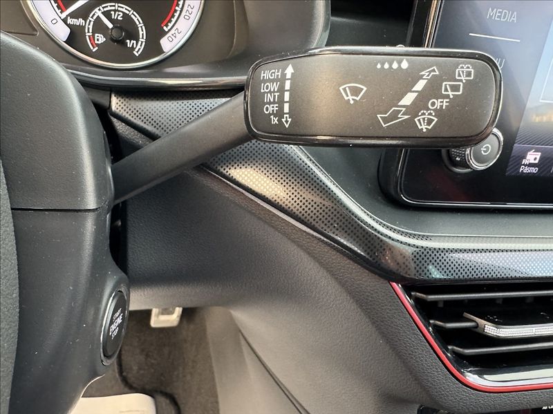 Škoda Scala 1,5 TSI Monte Carlo původ ČR - fotka 30 z 50