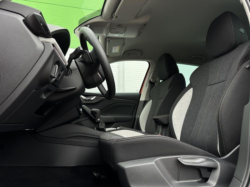 Škoda Scala 1.5TSi DSG 150PS LED V.Cockpit - fotka 14 z 44