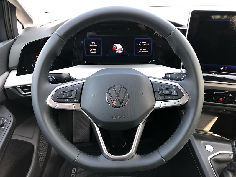 Volkswagen Golf 1.5 TSi LIFE - fotka 17 z 28
