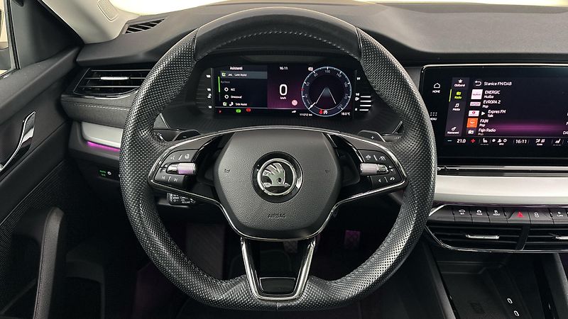 Škoda Octavia 2.0 TDI DSG 4x4 Style Combi - fotka 9 z 31