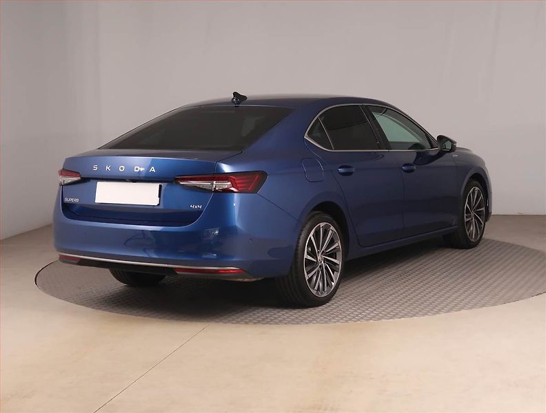 Škoda Superb (2024) 2.0 TSI - fotka 5 z 22