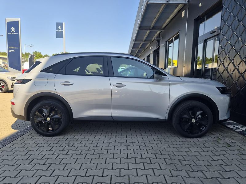 DS Automobiles DS7 (2026) PERFORMANCE LINE 1.5 BlueHDi - fotka 14 z 16
