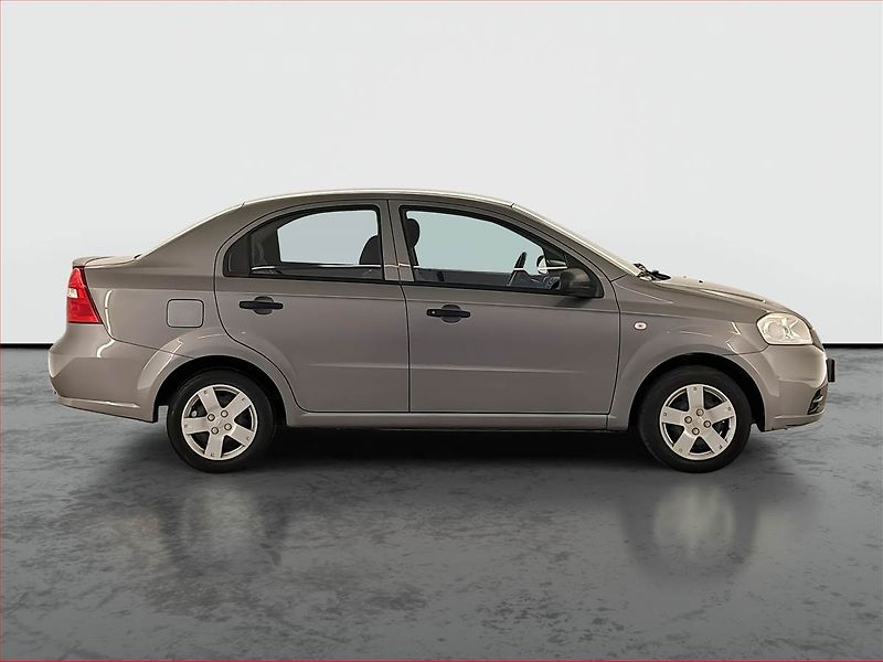 Chevrolet Aveo (2011) 1.2 i 16V, Serv.kniha - fotka 6 z 14