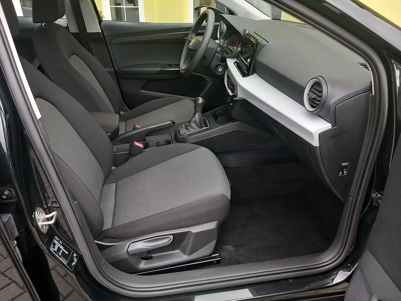Seat Ibiza (2022) 1.MAJ. SERVISKA  ODPOČET ! - fotka 21 z 42