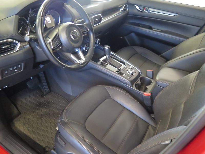 Mazda CX-5 (2017) 2.2 SkyAc-D,4x4,DPH,autom,kůže - fotka 14 z 29
