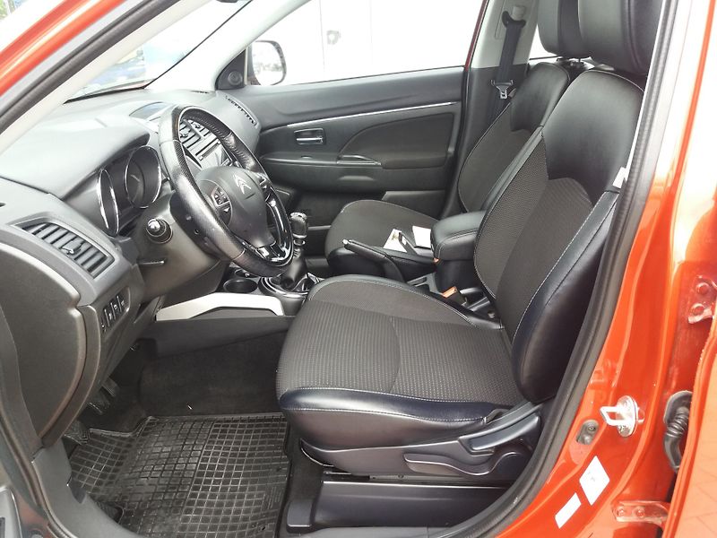 Citroën C4 Aircross 1.6HDi,4X4,1.MAJITEL-ČR - fotka 12 z 24