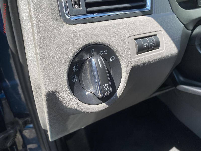 Seat Toledo (2013) 1.2 TSi, Style, navi, +kola - fotka 14 z 18