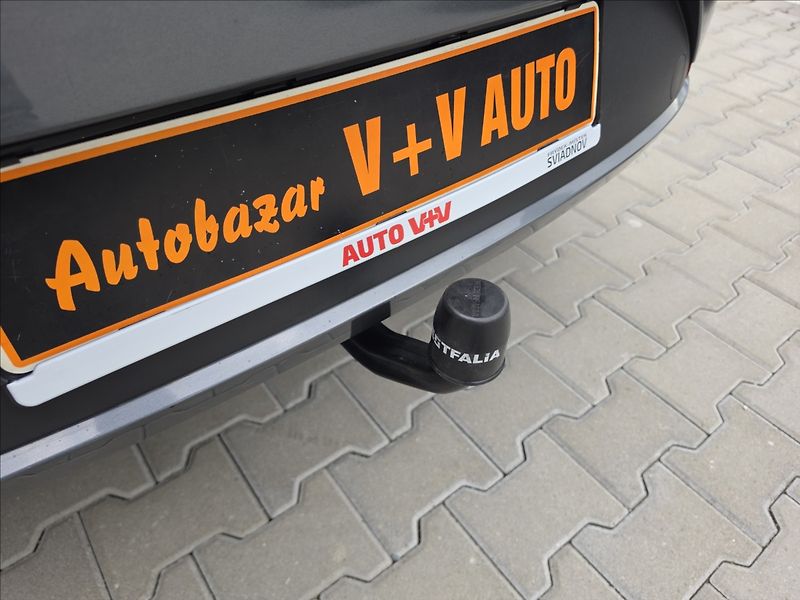 Seat Leon 1,4 TSi 92KW FR LED NAVI KŮŽE - fotka 34 z 49