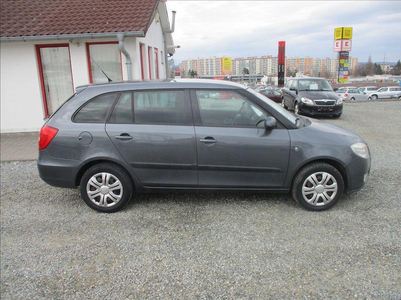 Škoda Fabia 1,4 i 16V, klima, ABS, ESP, - fotka 5 z 25