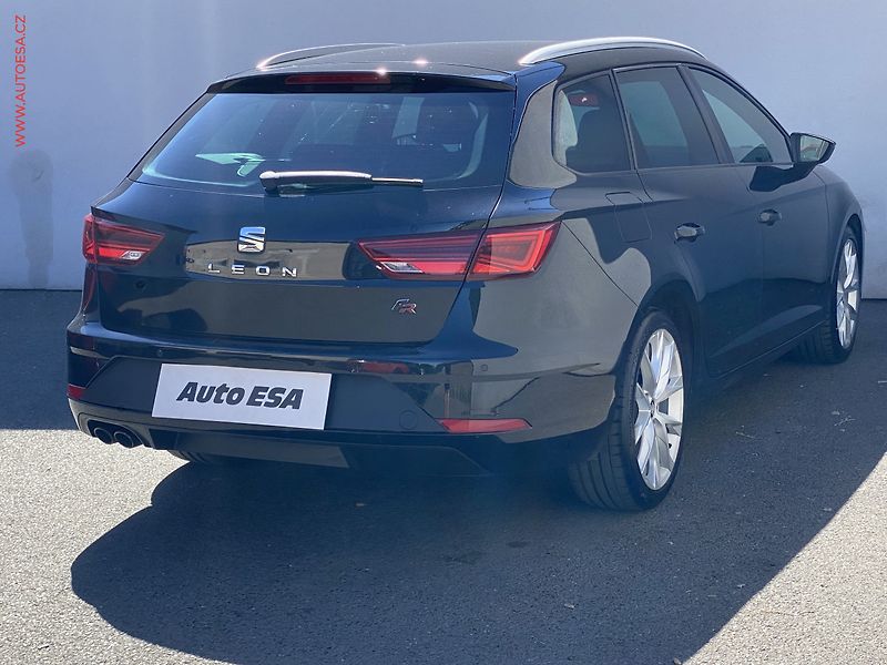 Seat Leon (2017) 1.8 TSi, FR, DSG, LED, kamera - fotka 4 z 18