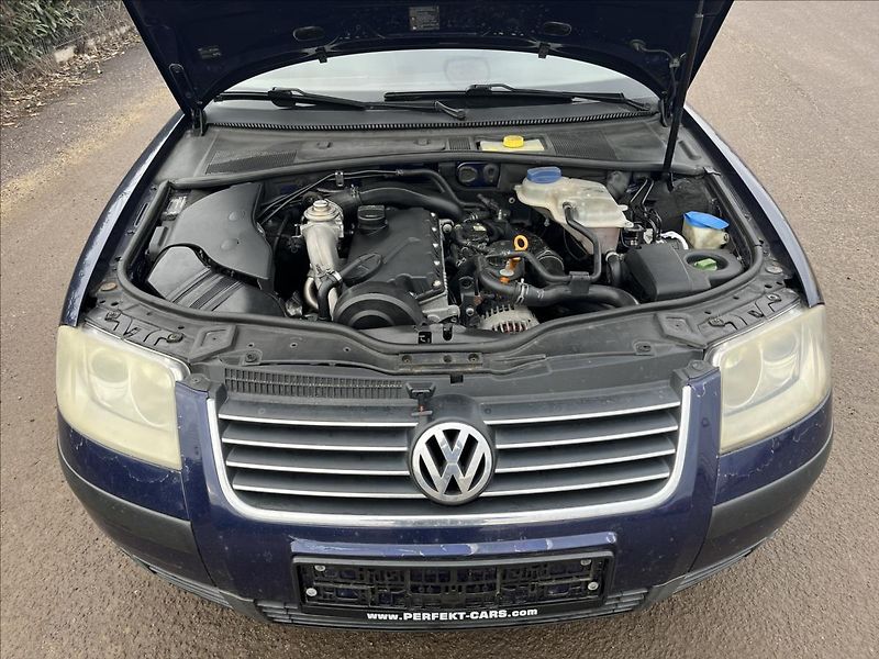 Volkswagen Passat 1.9 TDi KLIMA 2 x KOLA BEZ STK - fotka 20 z 24