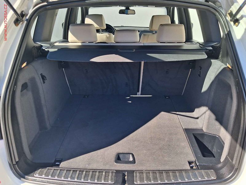BMW X3 (2011) 2.0 d xDrive20d, ČR, M Paket - fotka 7 z 17
