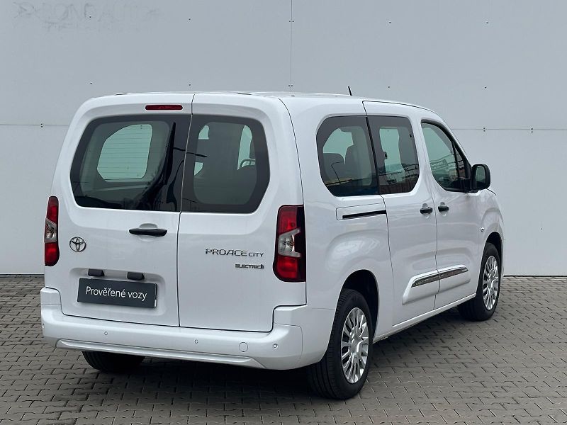 Toyota ProAce City Verso ELECTRIC Business 50kWh - fotka 2 z 26