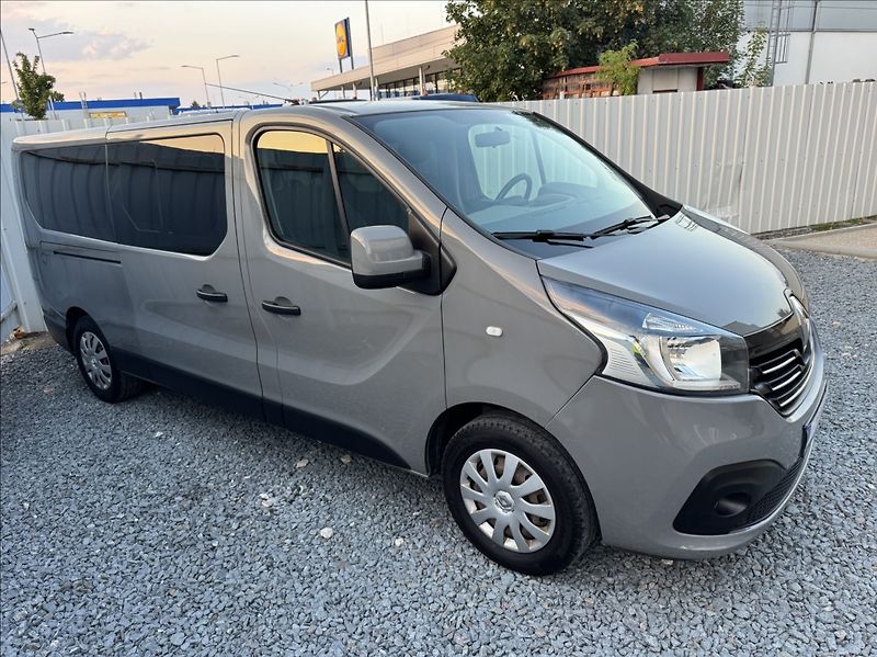 Renault Trafic 1,6 DCi 8míst WEBASTO tažné ČR - fotka 7 z 50
