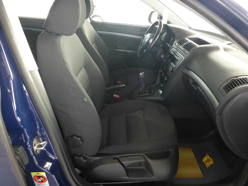 Škoda Octavia (2012) 1,2TSI-77KW*KLIMA**SADA KOL** - fotka 18 z 24
