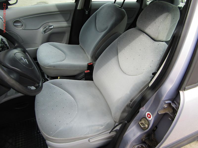 Citroën C3 (2003) 1.4i, Klima - fotka 9 z 15