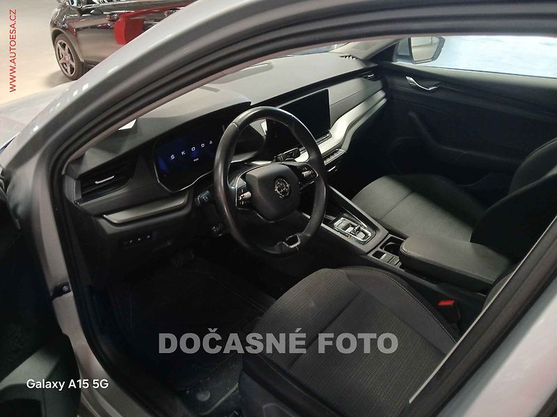 Škoda Octavia (2021) 2.0 TDi, DSG, LED - fotka 2 z 3