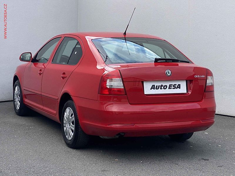 Škoda Octavia (2010) 1.2 TSi, Ambition, TZ - fotka 6 z 15
