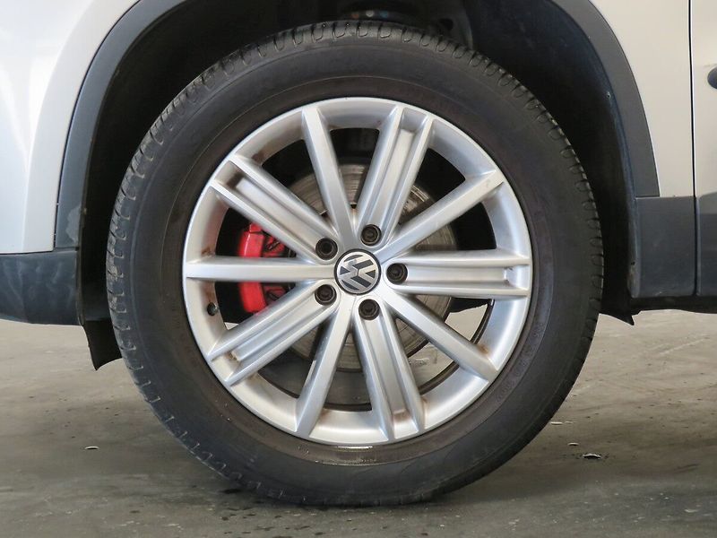 Volkswagen Tiguan - fotka 10 z 24