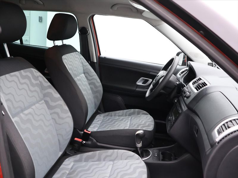 Škoda Fabia 1,2 i CZ Klima Ambiente - fotka 11 z 33