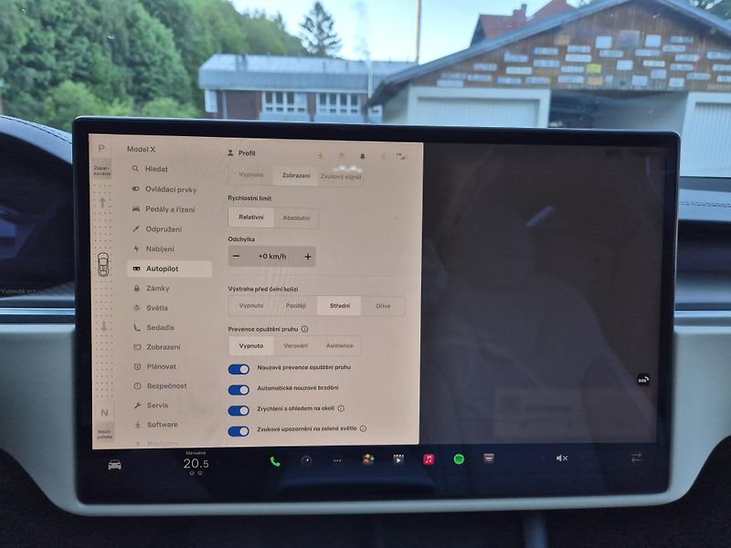 Tesla Model X 100kwH PLAID 750kw TZ - fotka 25 z 46