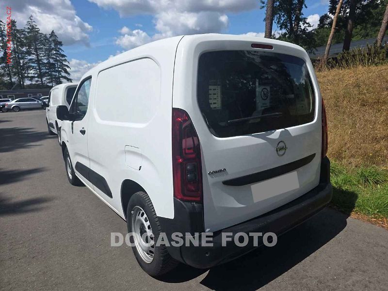 Opel Combo (2022) 1.5CDTi DÍLNA, Edition, navi - fotka 4 z 7