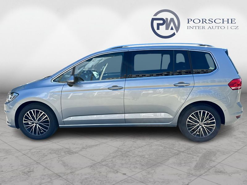 Volkswagen Touran People 1,5 TSI - fotka 3 z 24