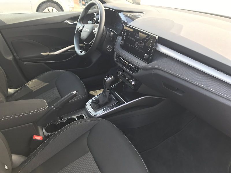 Škoda Fabia (2025) Top Selection 1,0 TSI DSG - fotka 7 z 27
