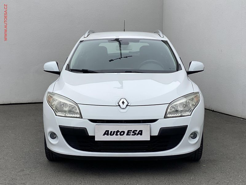 Renault Mégane (2010) 1.4TCe, 2.maj,ČR, STK3/28 - fotka 2 z 15