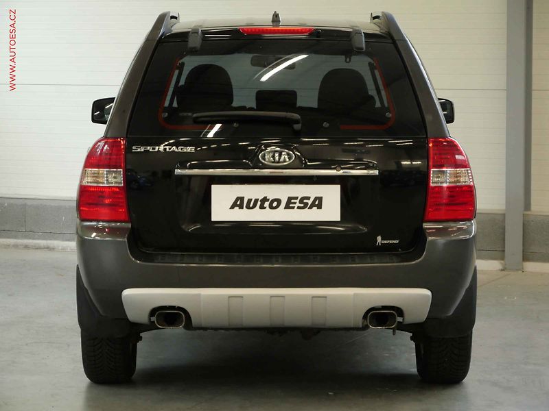 Kia Sportage (2007) 2.0CRDi, ČR, AC, temp - fotka 5 z 18