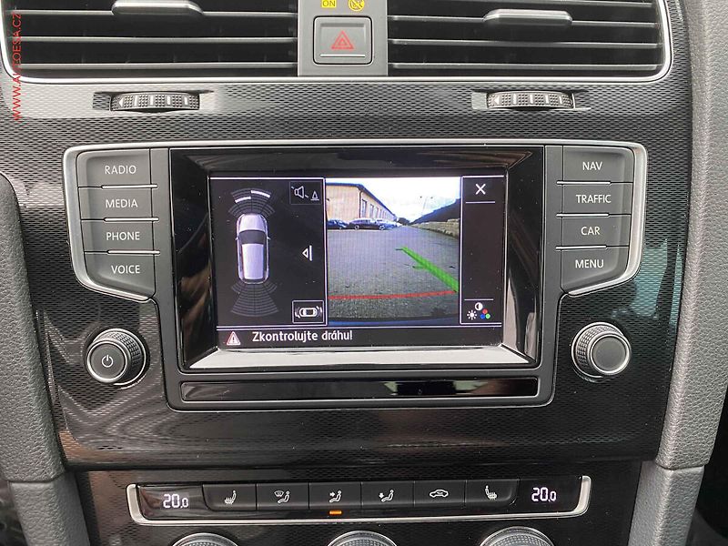 Volkswagen Golf (2015) 2.0 TFSi, GTi, DSG - fotka 18 z 18