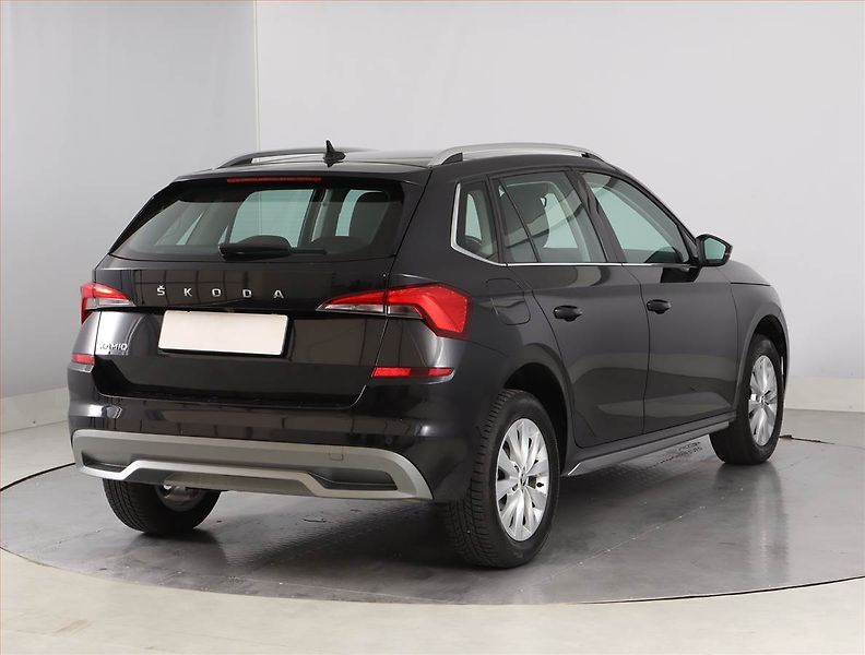 Škoda Kamiq (2022) Style Plus 1.5 TSI - fotka 5 z 25