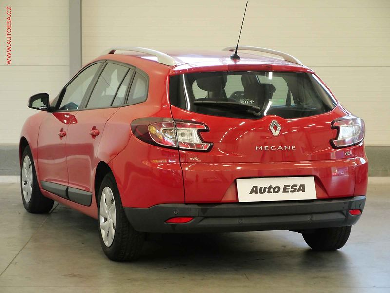 Renault Mégane (2012) 1.5 dCi, ČR, autoAC - fotka 6 z 23