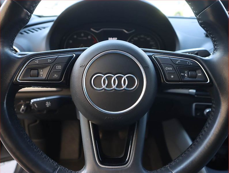 Audi A3 (2018) 1.5 TFSI, Serv.kniha, Kůže - fotka 20 z 22