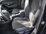 Peugeot 2008 (2019) 1.2 PT, GT, LED, AT, panor - náhled 9