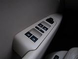 Škoda Superb (2013) Elegance 2.0 TDI, Navi - náhled 19
