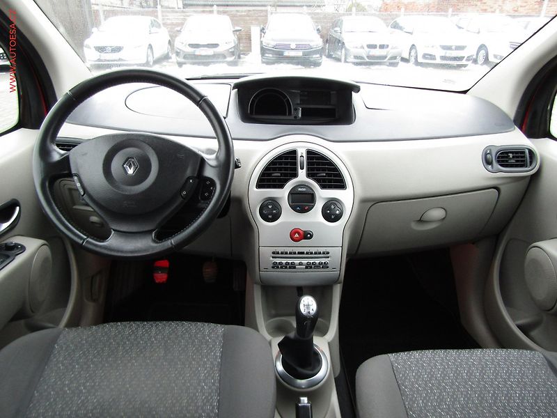 Renault Modus (2005) 1.6i, AC - fotka 8 z 18