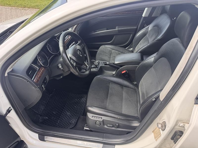 Škoda Superb 2.0TDI 103Kw DSG Elegance - fotka 6 z 18