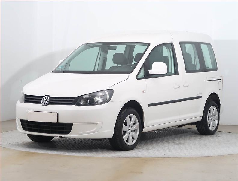 Volkswagen Caddy (2014) Soccer 1.6 TDI, 5Míst, 1Maj - fotka 2 z 18
