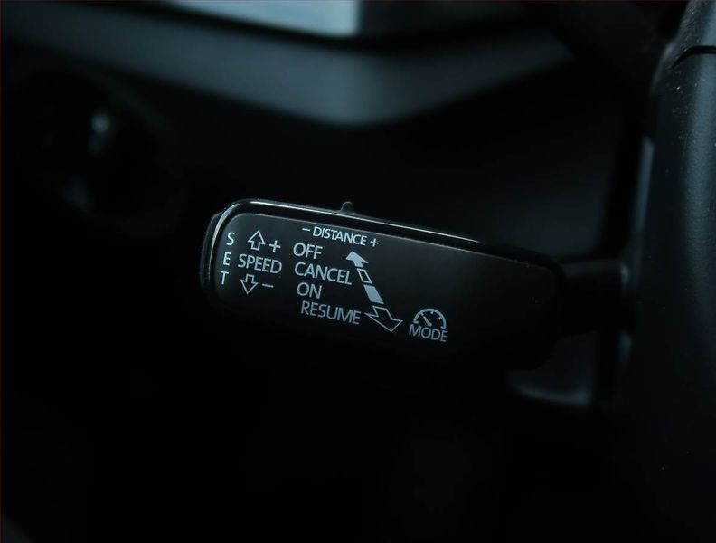 Škoda Kamiq (2022) Monte Carlo 1.0 TSI - fotka 16 z 25