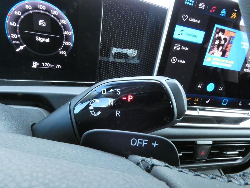 Volkswagen Tiguan Life 1,5 eTSI 110 kW mHEV - fotka 25 z 30