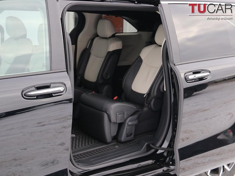 Toyota Sienna (2026) Platinum 2.5 HEV AWD - fotka 51 z 76