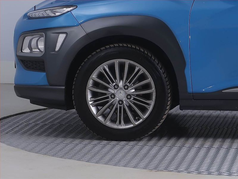 Hyundai Kona (2017) 1.0 T-GDI, Kůže, Tempomat - fotka 14 z 22