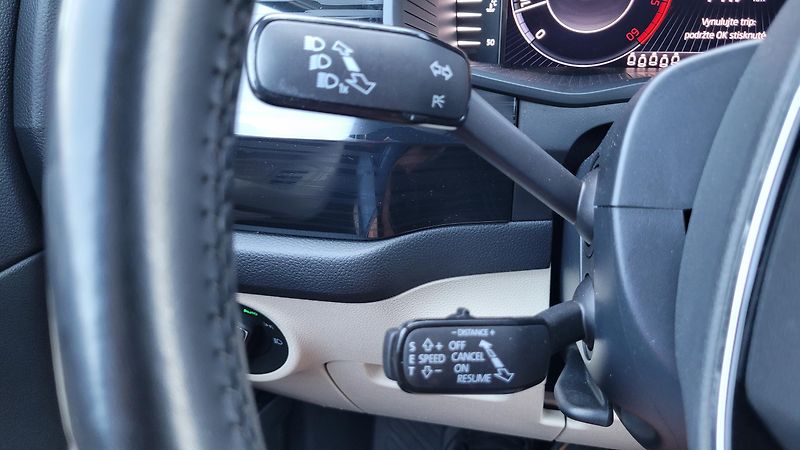 Škoda Kodiaq 2,0 TDI 4x4 DSG 7.MÍST - fotka 30 z 31