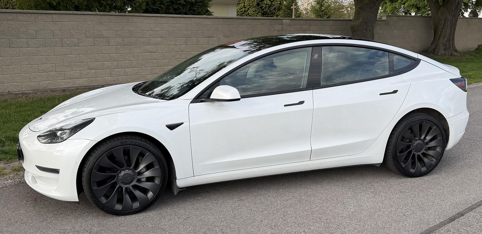 Tesla Model 3 Dual Long Range