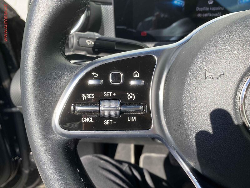 Mercedes-Benz Třídy A (2022) 1.3 CGi A 180, ČR, AT, LED - fotka 17 z 24